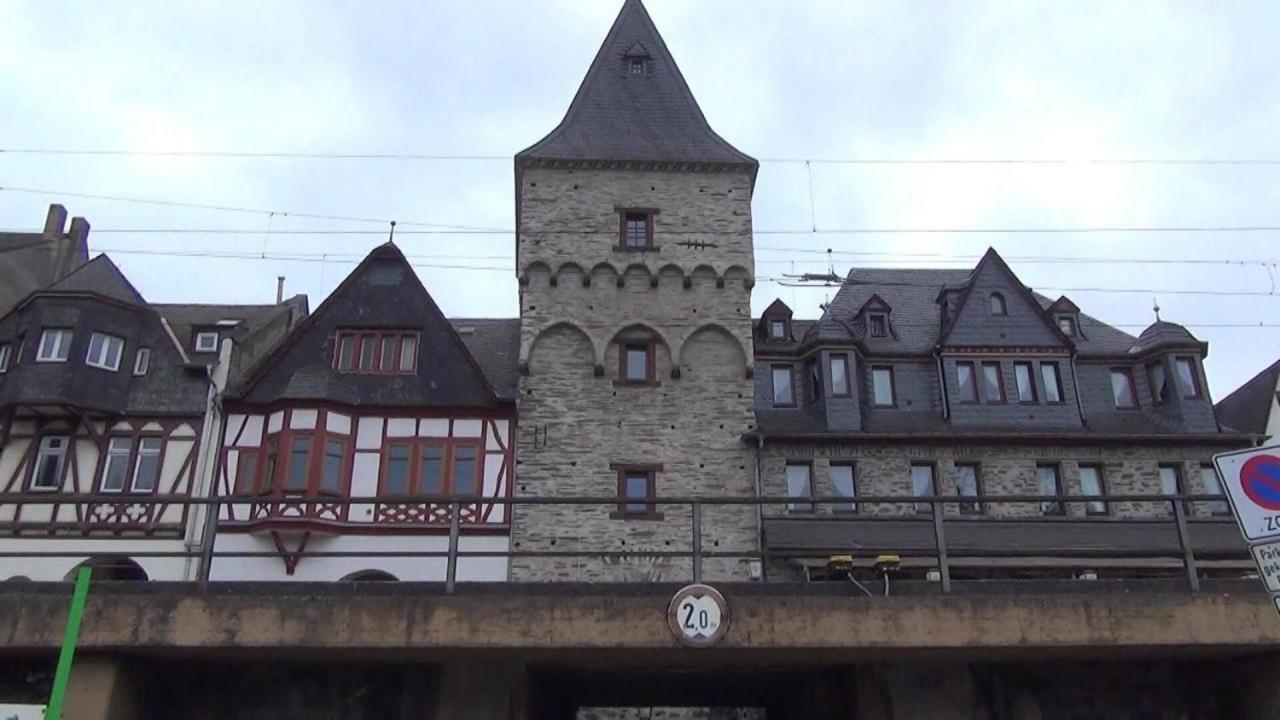 Kranenturm Hotel Bacharach Ngoại thất bức ảnh